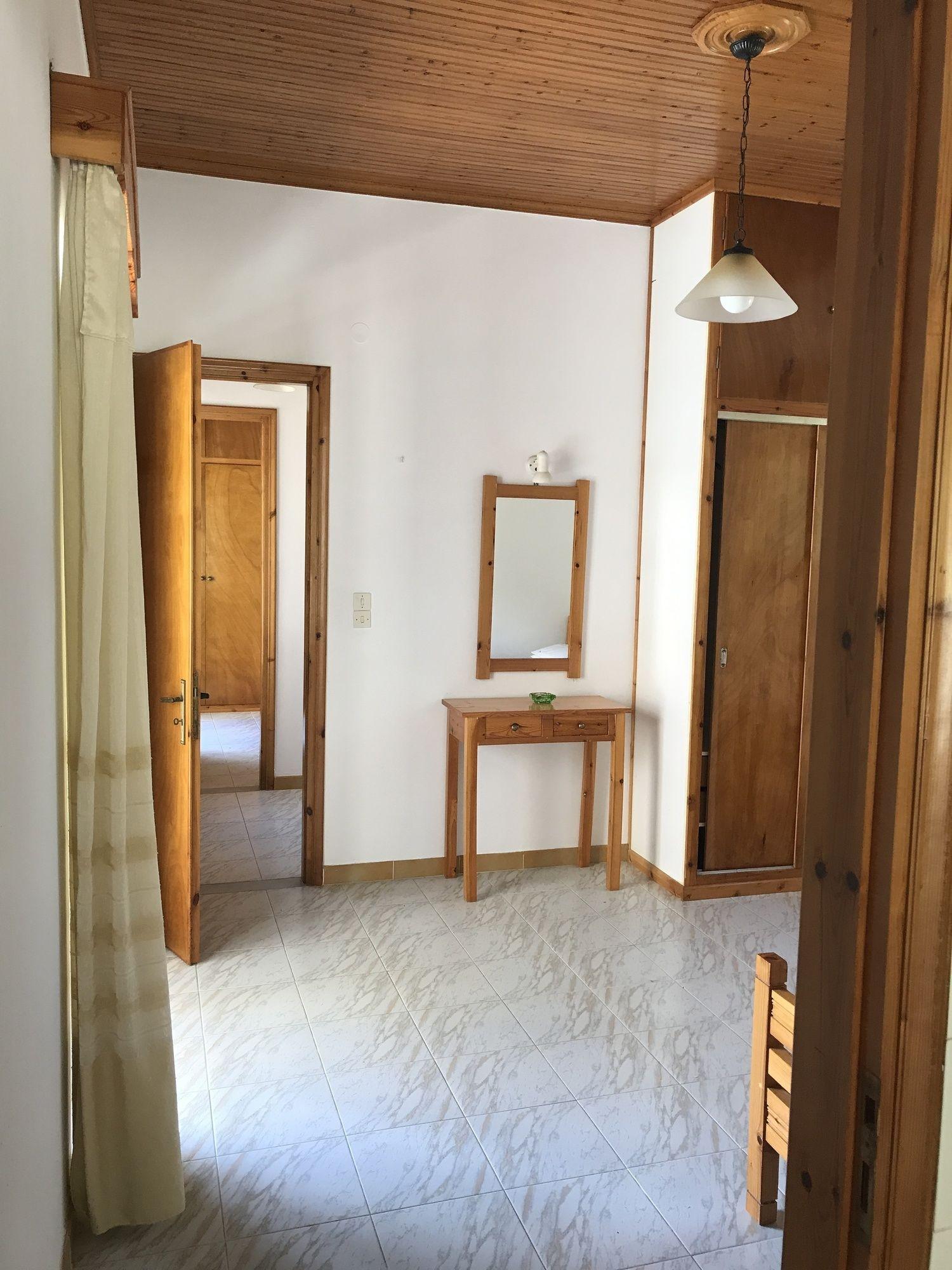 Alexandros Studios Laganas Luaran gambar